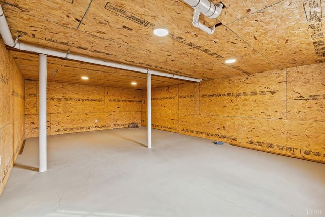 109 Carnell Lane, Lynchburg, VA 24504