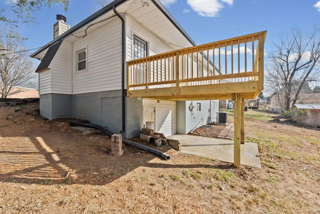 109 Carnell Lane, Lynchburg, VA 24504