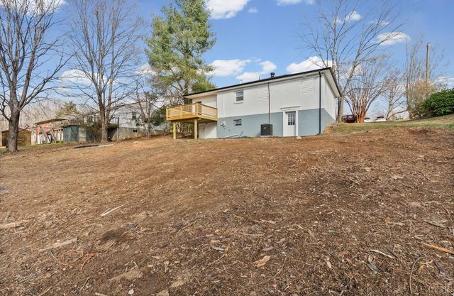 109 Carnell Lane, Lynchburg, VA 24504