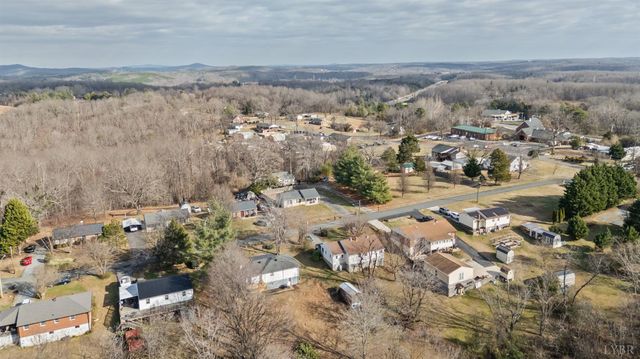 109 Carnell Lane, Lynchburg, VA 24504