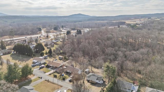 109 Carnell Lane, Lynchburg, VA 24504