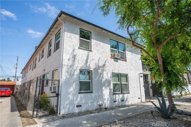 1958 Pine, Long Beach, CA 90806