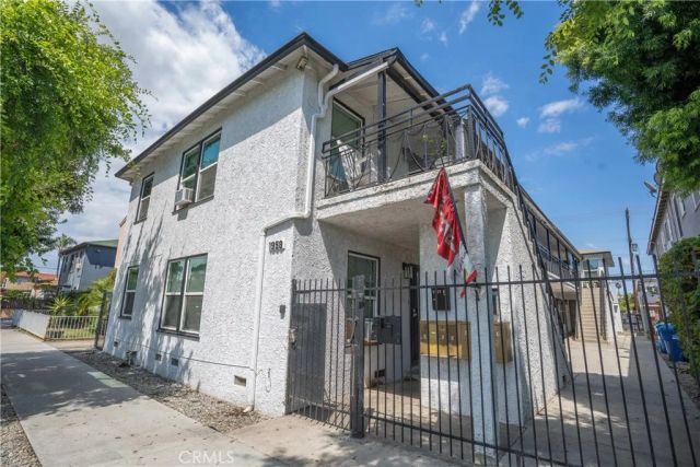 1958 Pine, Long Beach, CA 90806