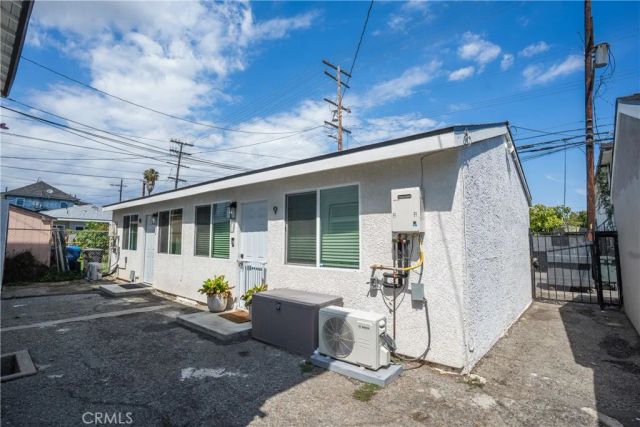 1958 Pine, Long Beach, CA 90806