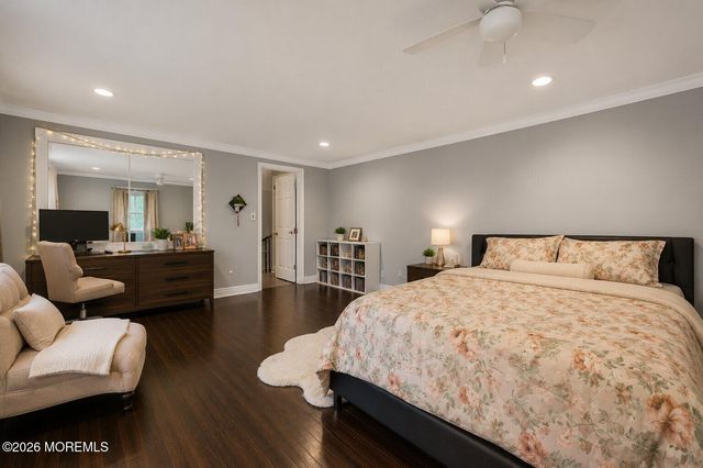 33 Heather Drive, Manalapan, NJ 07726