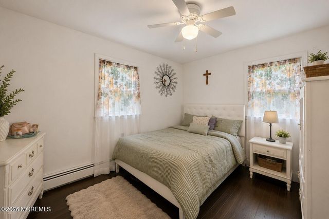 33 Heather Drive, Manalapan, NJ 07726