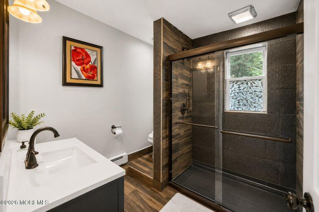 33 Heather Drive, Manalapan, NJ 07726