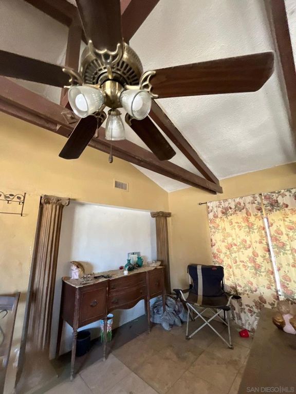 Image 10 of property listing at 1055 Calle De Amistad, El Mirage, CA 92301