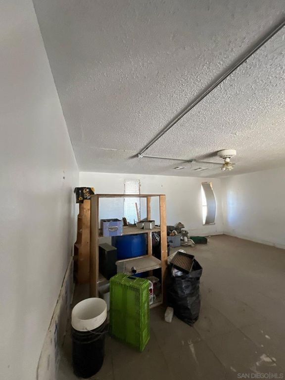 Image 40 of property listing at 1055 Calle De Amistad, El Mirage, CA 92301