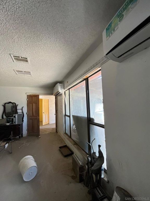 Image 43 of property listing at 1055 Calle De Amistad, El Mirage, CA 92301