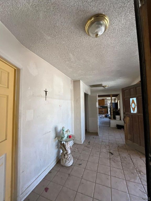 Image 45 of property listing at 1055 Calle De Amistad, El Mirage, CA 92301
