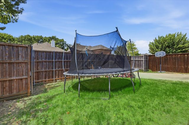 13875 Valley Mills Drive, Frisco, TX 75033