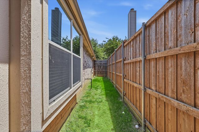 13875 Valley Mills Drive, Frisco, TX 75033