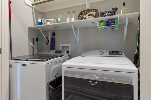 1203 SW Burns Circle, Oak Grove, MO 64075