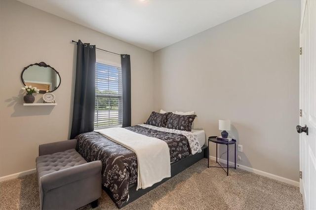 1203 SW Burns Circle, Oak Grove, MO 64075