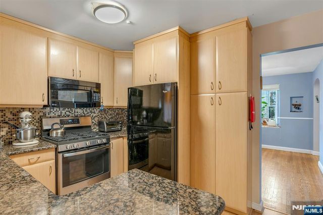 1106 Bromley Avenue, Teaneck, NJ 07666