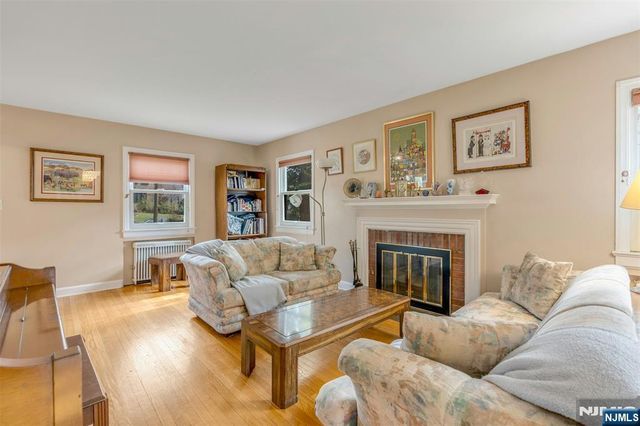 1106 Bromley Avenue, Teaneck, NJ 07666