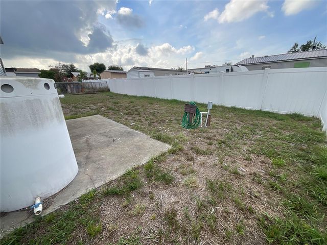 2607 UNIVERSAL DRIVE, Ruskin, FL 33570