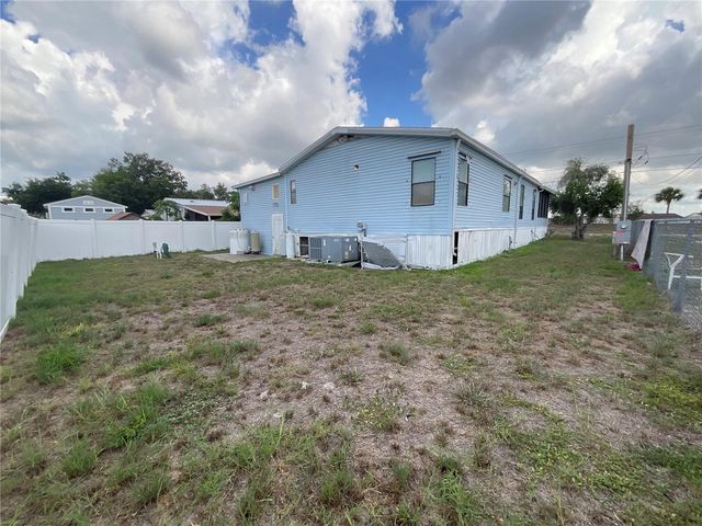 2607 UNIVERSAL DRIVE, Ruskin, FL 33570
