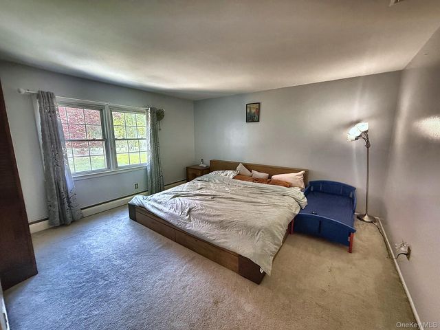 25 Lisa Drive, Dix Hills, NY 11746