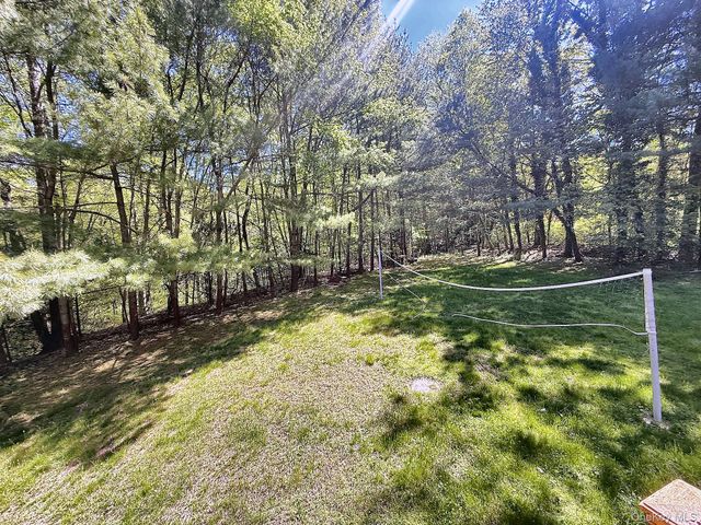 25 Lisa Drive, Dix Hills, NY 11746
