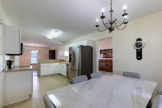 1014 Stoneham Circle, Anderson, SC 29626