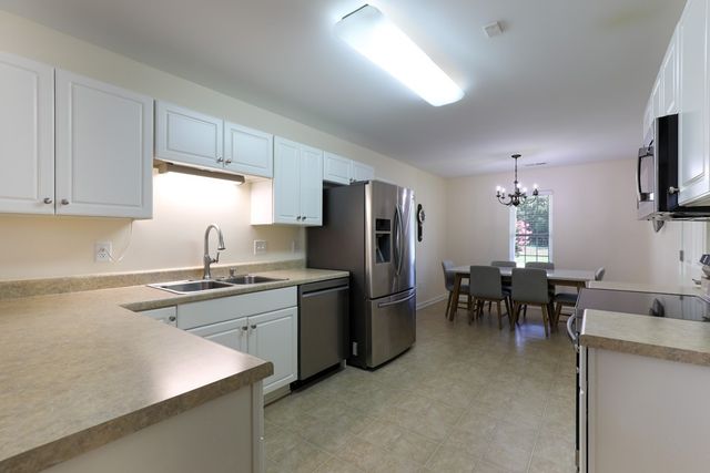 1014 Stoneham Circle, Anderson, SC 29626