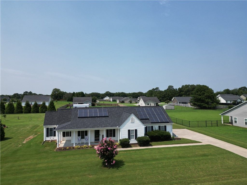 1014 Stoneham Circle, Anderson, SC 29626