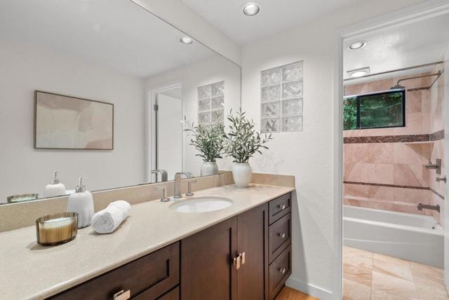 273 Dry Creek Road, Aptos, CA 95003