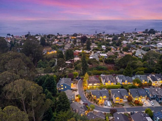 273 Dry Creek Road, Aptos, CA 95003
