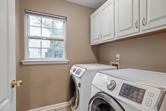 5500 Scenic Brook Lane, Raleigh, NC 27616