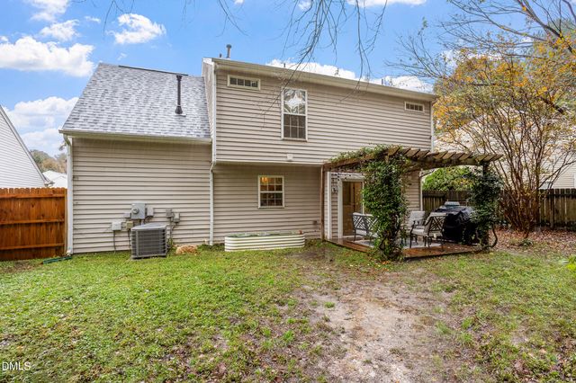 5500 Scenic Brook Lane, Raleigh, NC 27616