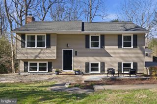 648 ECHO COVE DR, Crownsville, MD 21032