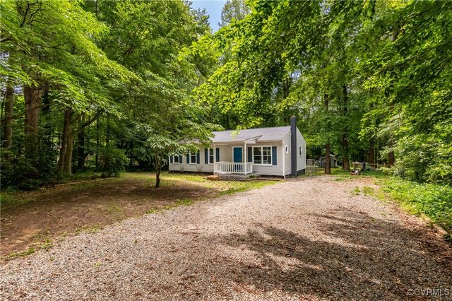 6705 Clark Rd, Powhatan, VA 23139