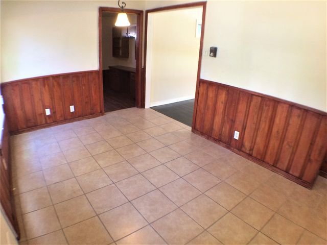 2113 Haltom Road, Haltom City, TX 76117