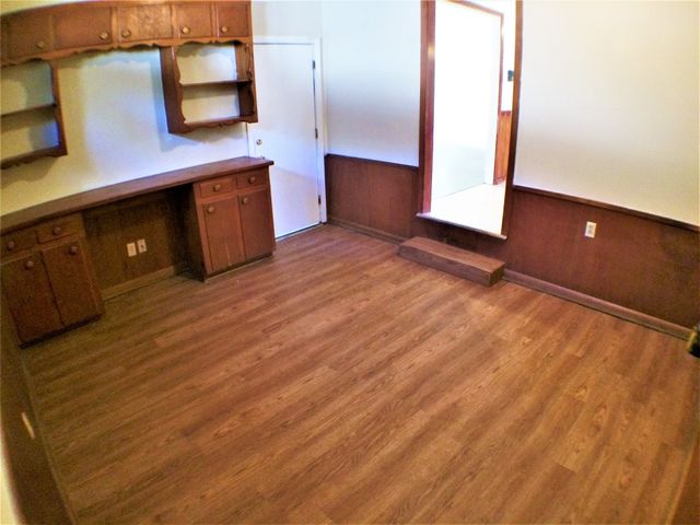 2113 Haltom Road, Haltom City, TX 76117