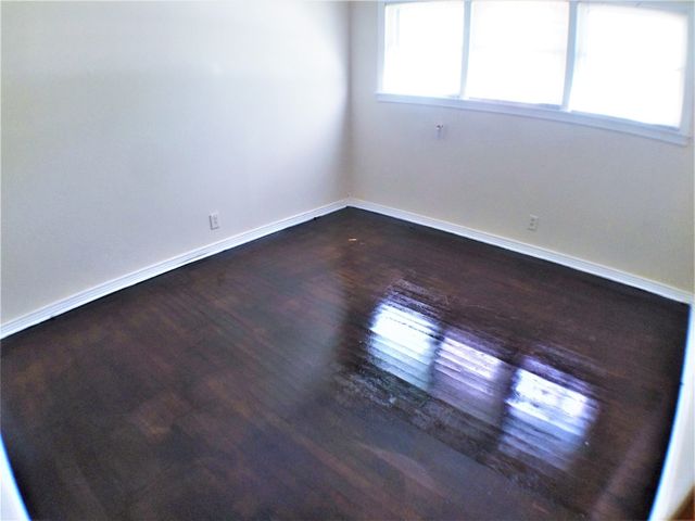 2113 Haltom Road, Haltom City, TX 76117