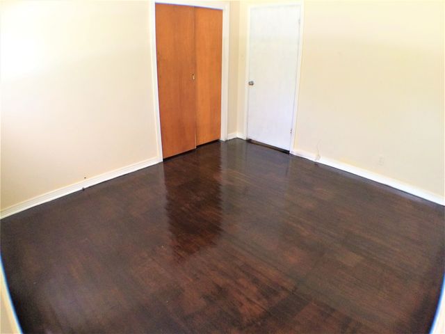 2113 Haltom Road, Haltom City, TX 76117