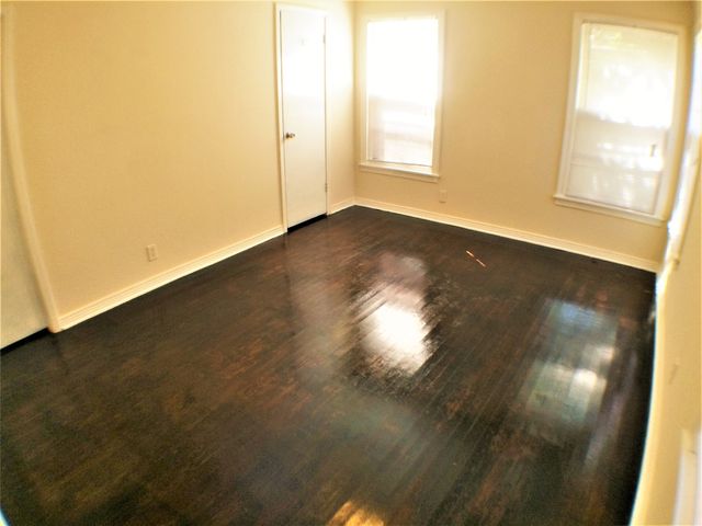 2113 Haltom Road, Haltom City, TX 76117