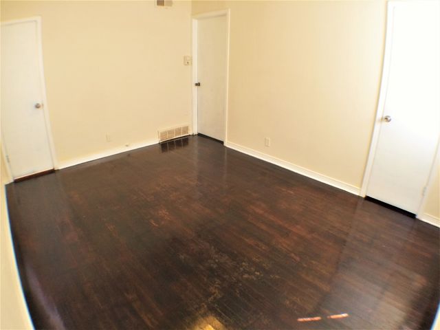 2113 Haltom Road, Haltom City, TX 76117