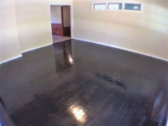 2113 Haltom Road, Haltom City, TX 76117