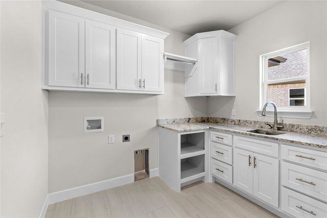 1311 Greyback Lane, Centerton, AR 72719