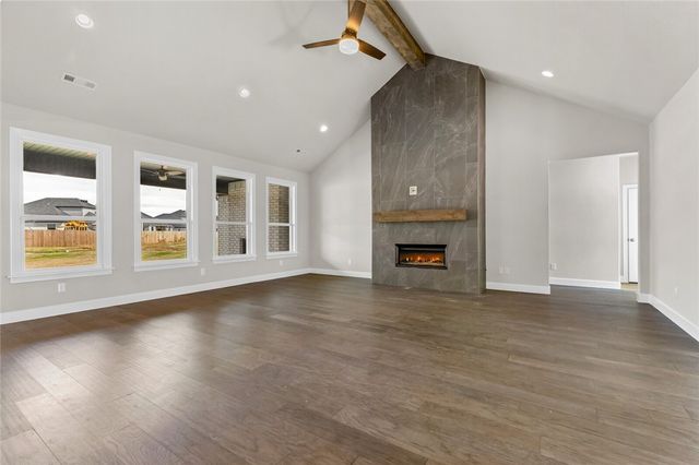 1311 Greyback Lane, Centerton, AR 72719