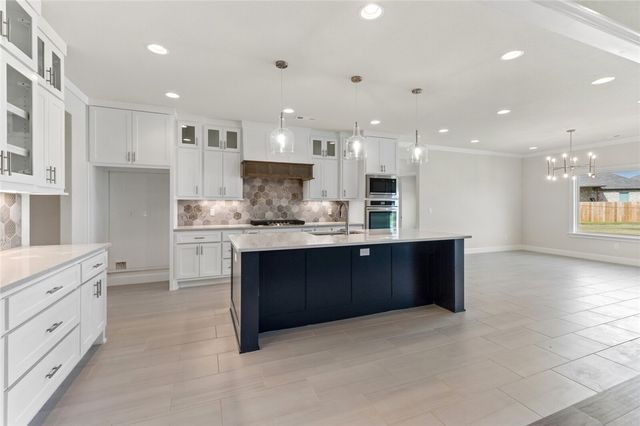 1311 Greyback Lane, Centerton, AR 72719