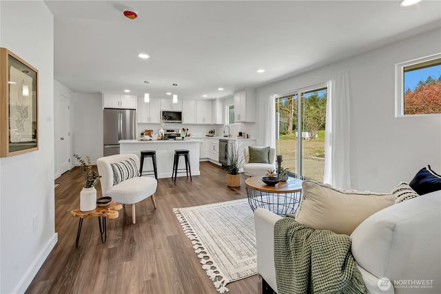 7487 Bethel Burley Road SE, Port Orchard, WA 98367