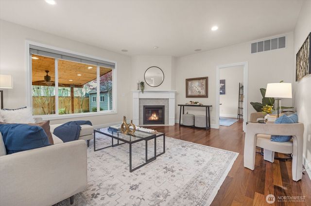 23 148th Place SW, Lynnwood, WA 98087