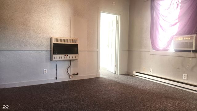 1332 S C Street, Elwood, IN 46036