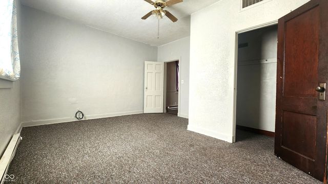 1332 S C Street, Elwood, IN 46036