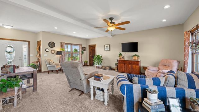 3815 Leatherwood Rd, Bedford, IN 47421