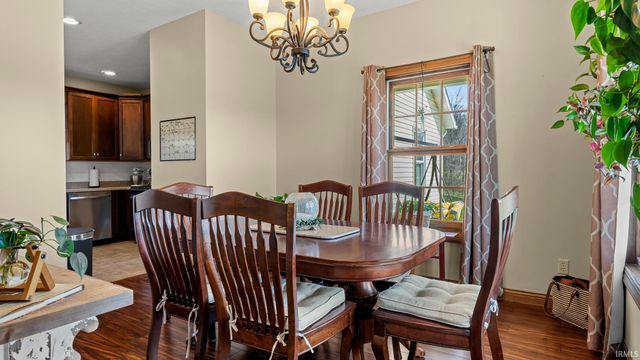 3815 Leatherwood Rd, Bedford, IN 47421